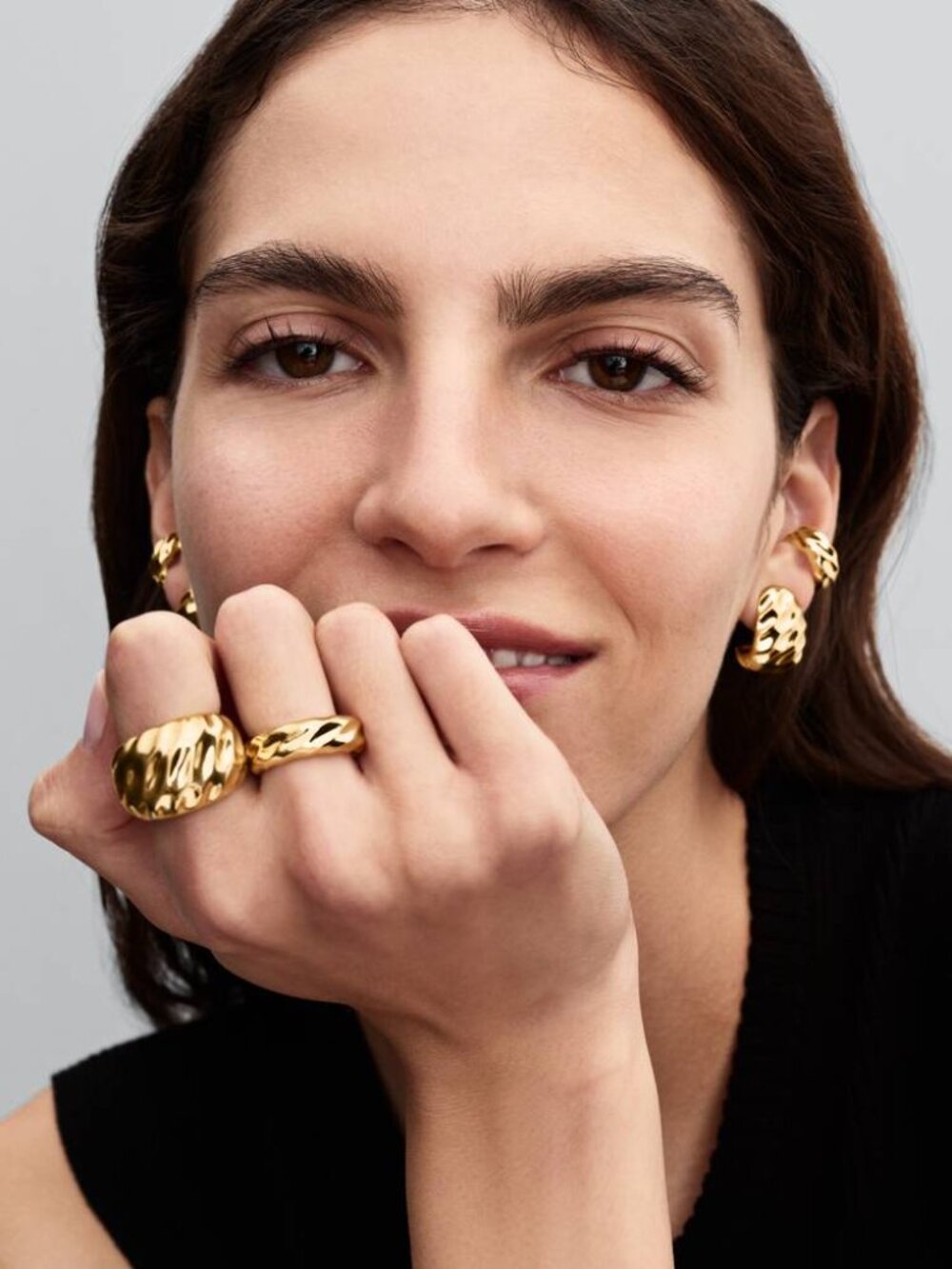 Pandora Rippled Statement Ring - Picture 4 of 5